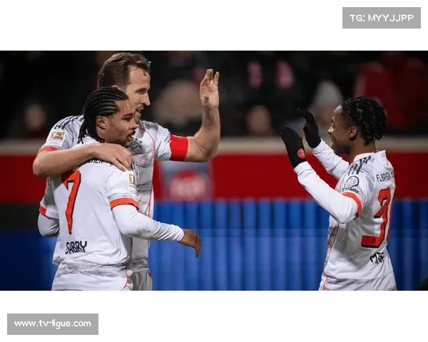 威悉球场球迷高唱凯恩赞歌，致敬英格兰前锋500球里程碑